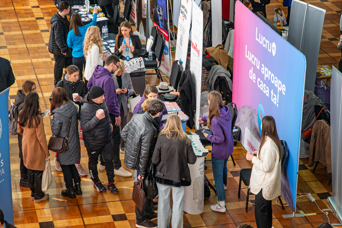 Salariu_mare_și_un_loc_de_muncă_aproape_de casă_Ceși_mai_doresc_candidații_moldoveni_LucruMD